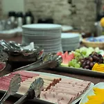 Holl Beyra Hotel *